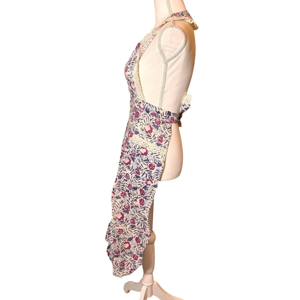 Vintage Handmade Floral Full Apron Eyelet Lace Cottagecore Prairie Farmhouse